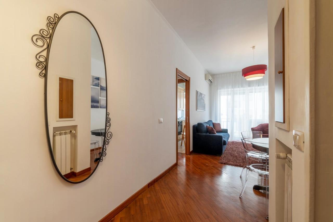 Metro Cipro! Alle Spalle Del Vaticano Apartment X4 Rome Luaran gambar